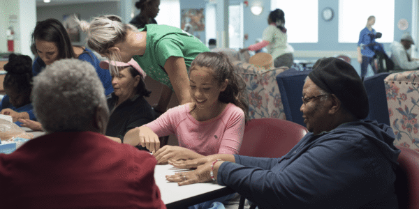 children volunteering Besa